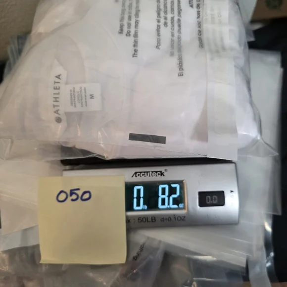 Athleta Tunic Semi Sheer Top New With out Tags Medium - Picture 10 of 13